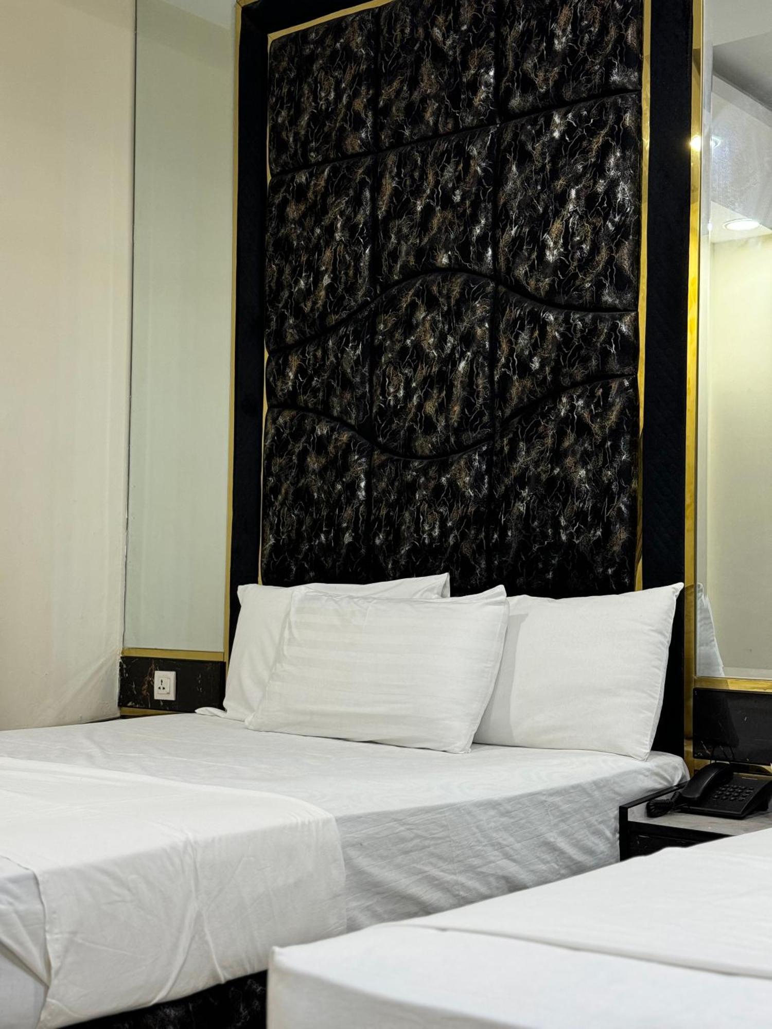 Rose Valet Guest House Islamabad Exterior photo